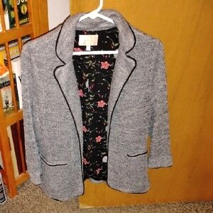 Skies Are Blue Gray Knit 3/4 Sleeves Blazer with Black Floral Lining